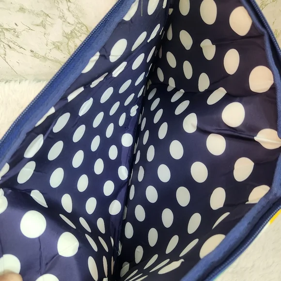 Clear Coated Zip Close Laptop Sleeve - Picture 8 of 8